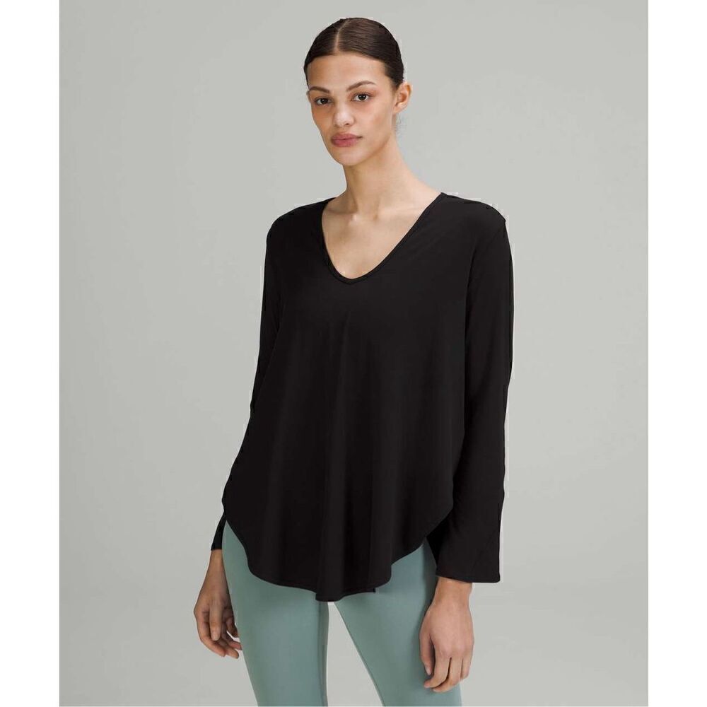 Lululemon Nulu Yoga Long Sleeve Shirt Black Size Medium W3FSNS $78.00